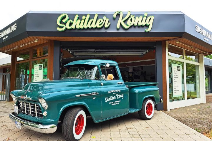 Schilderkoenig_Gebäude_front_o-komprimiert